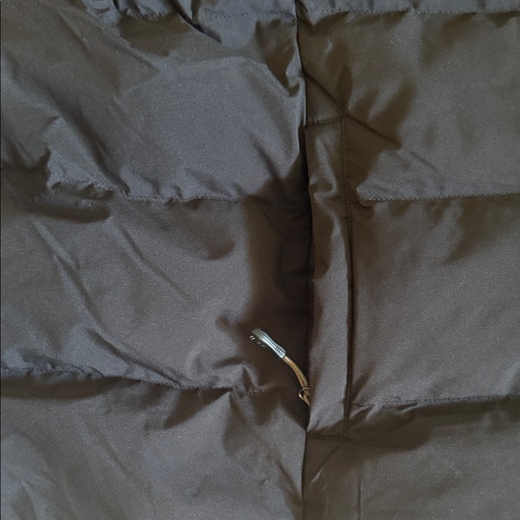 32 Degrees Women’s Black Puffer Jacket - Picture 5 of 8